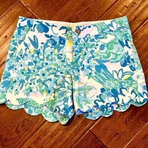 Lilly Pulitzer Scalloped Hem Buttercup Women’s Shorts Size 2